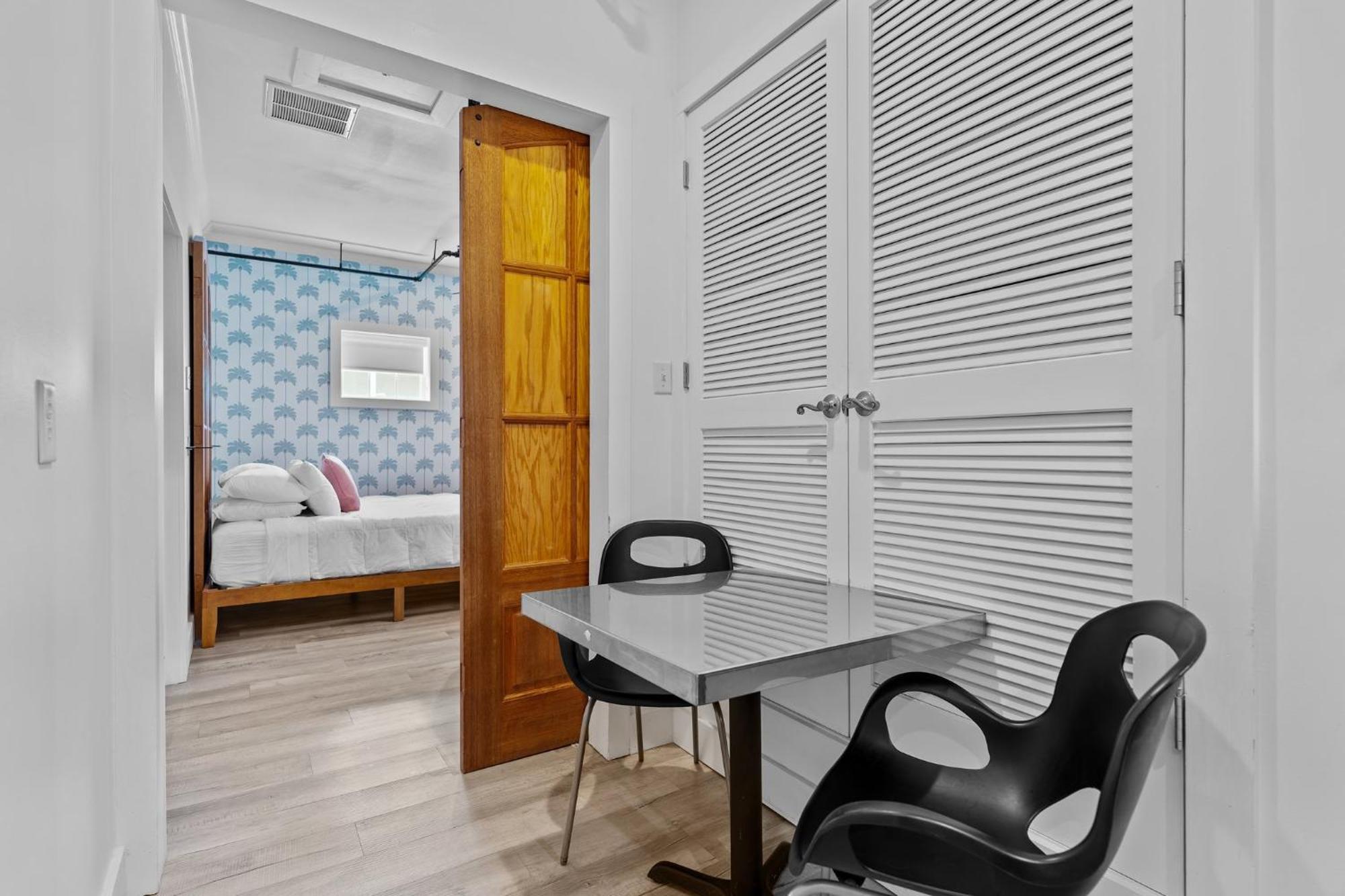 Guest House Topsail ท็อปเซลบีช ภายนอก รูปภาพ